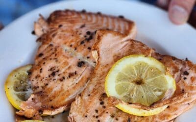 Champagne Honey Mustard Foiled Salmon with Rustlin’ Rob’s Champagne Garlic Honey Mustard